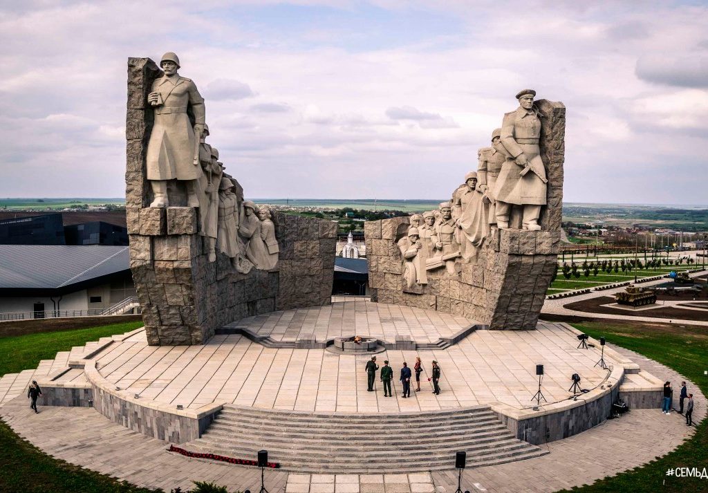 Памятники вов в ростовской области фото и описание